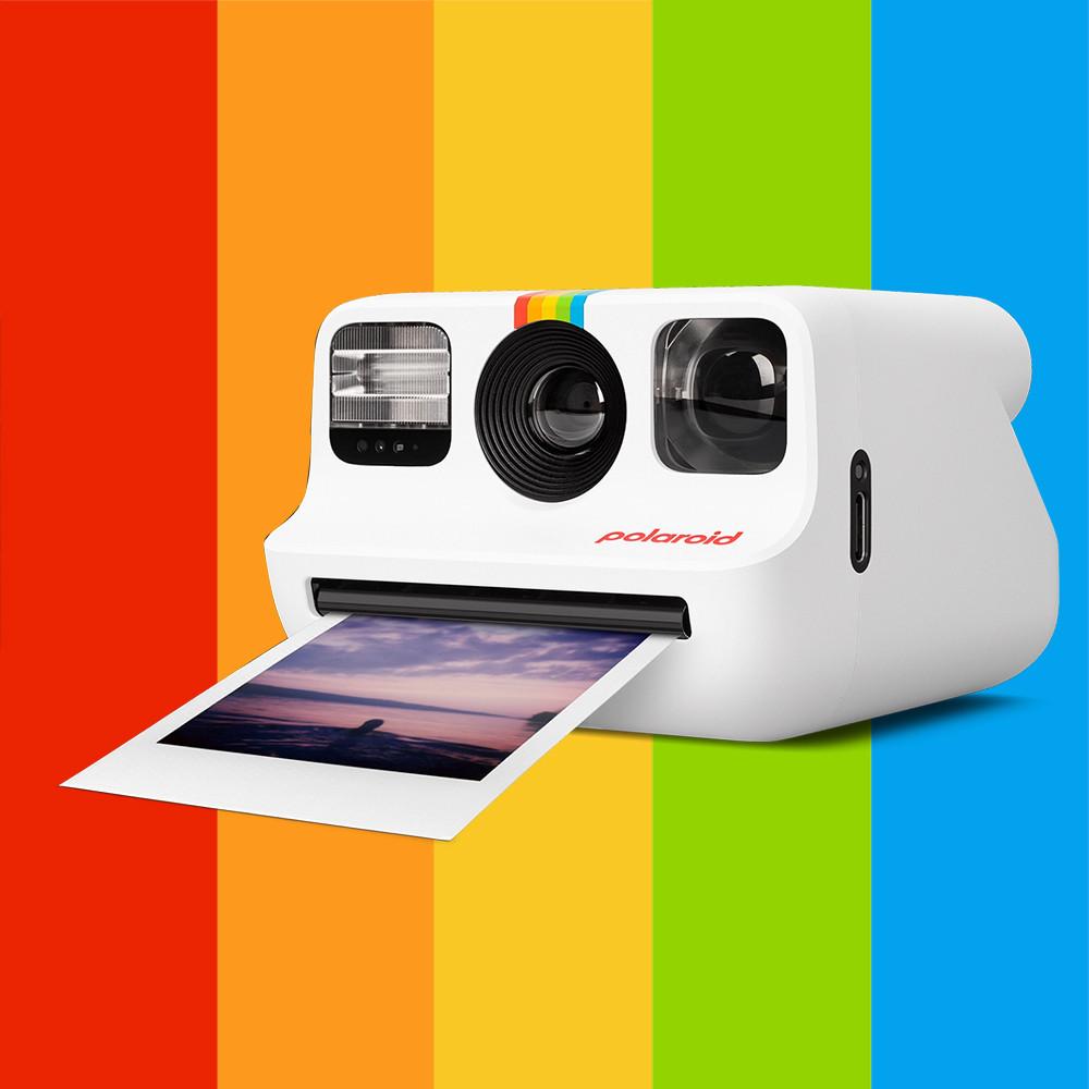 Câmera Instantânea Polaroid Go 2ª Geração Sustentável Com Espelho Para Selfie