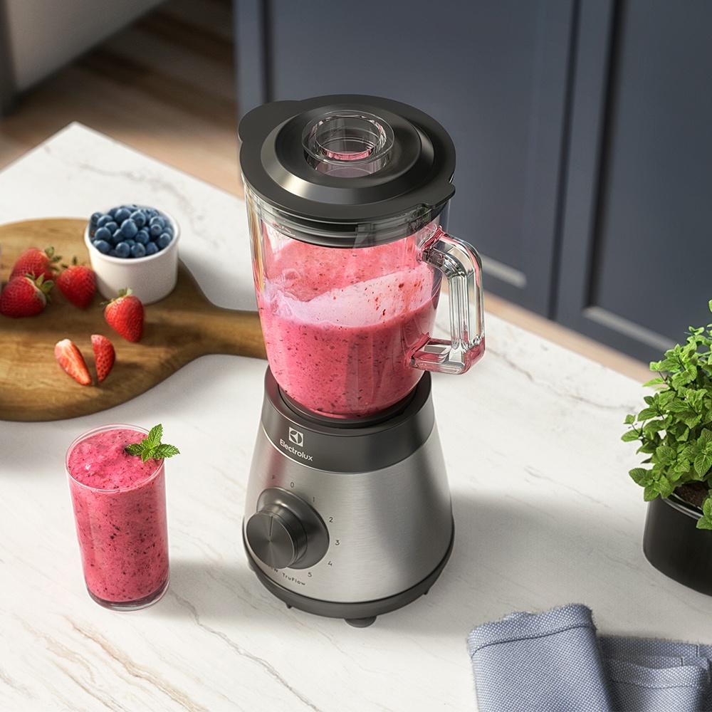 Liquidificador Electrolux 700W com Copo de Vidro TecnologiaTruFlow Experience EBS30