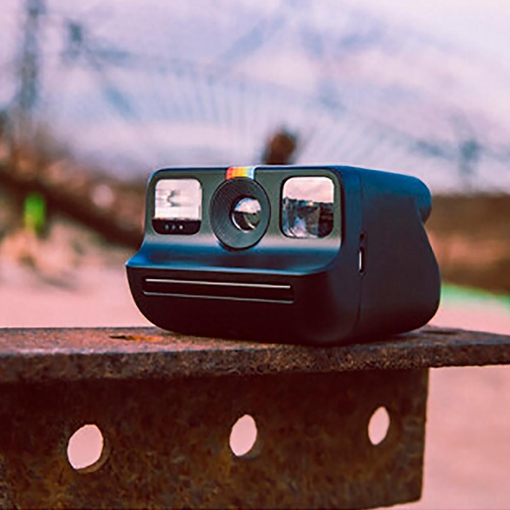 Câmera Instantânea Polaroid Go Com Dupla Exposição E Espelho Para Selfie