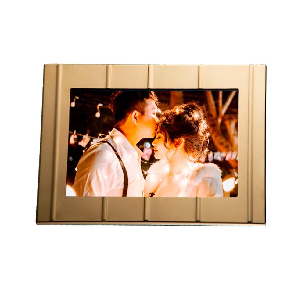 Porta retrato Carrara friso Velvet ouro 24K Designer Studio Riva 15x21