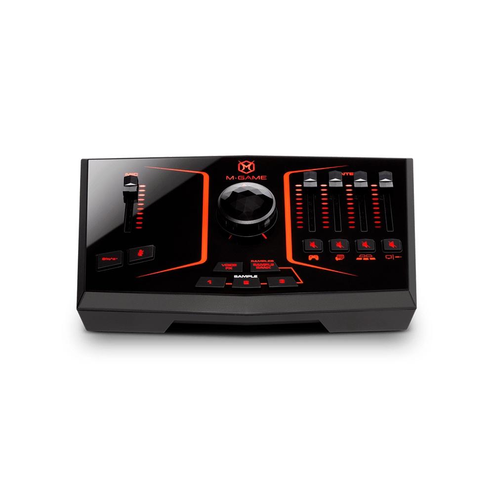Interface DJ USB com efeitos de voz e iluminação