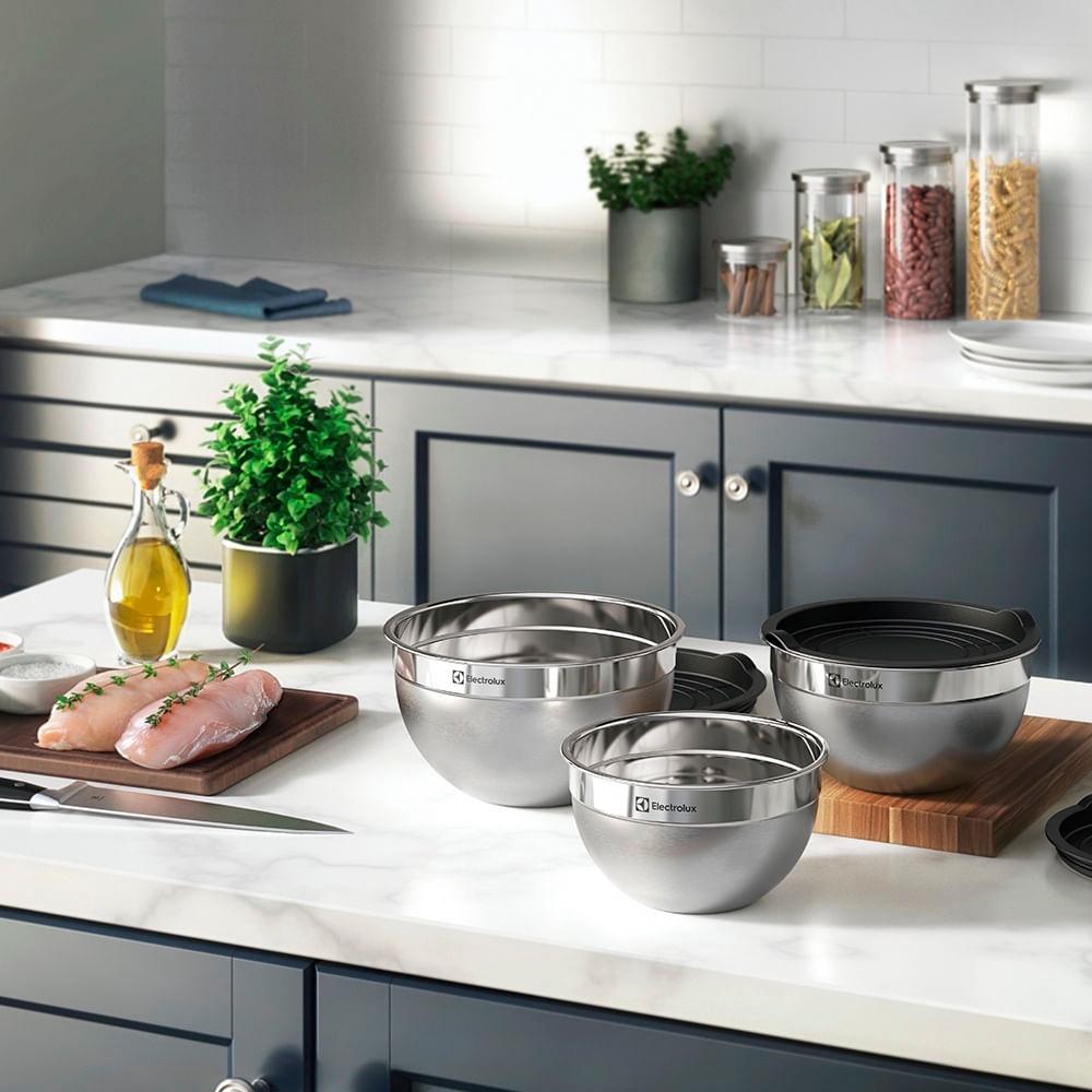 Conjunto de Bowls de Inox com tampa plástica