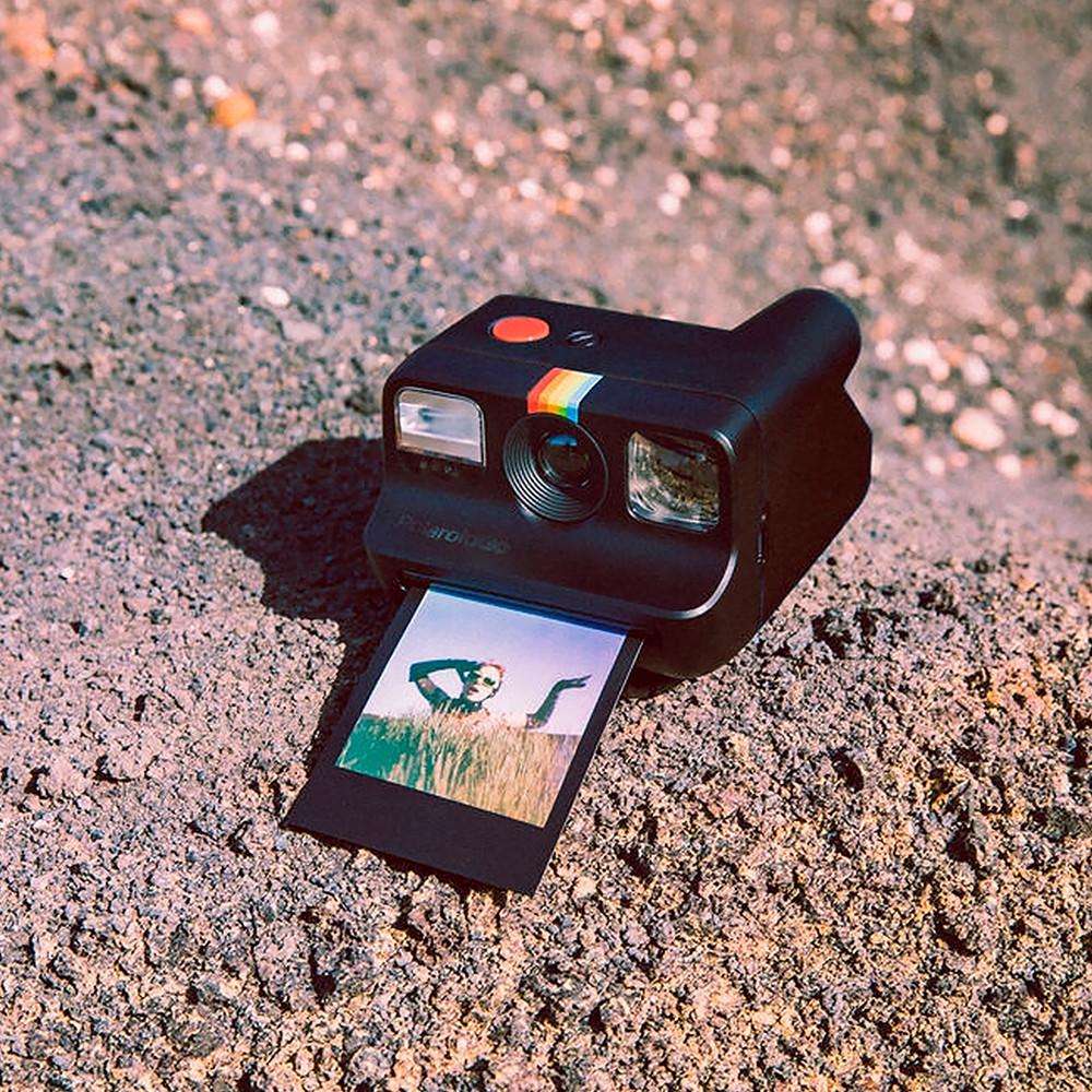 Câmera Instantânea Polaroid Go Com Dupla Exposição E Espelho Para Selfie