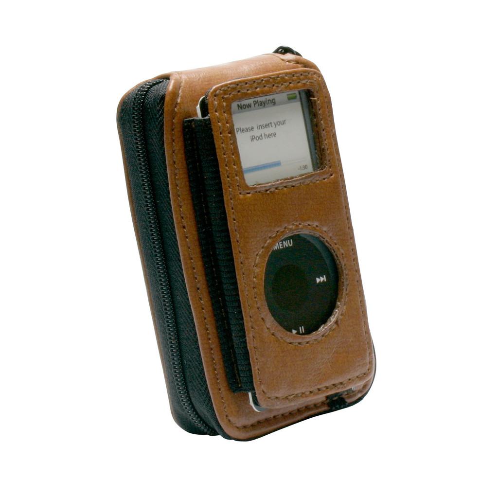 Estojo para iPod Nano com sistema de recarga por pilhas 4 AAA -