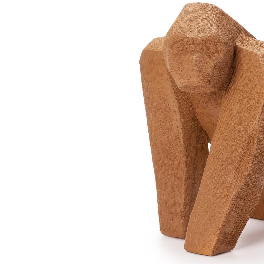 Escultura gorila em poliresina