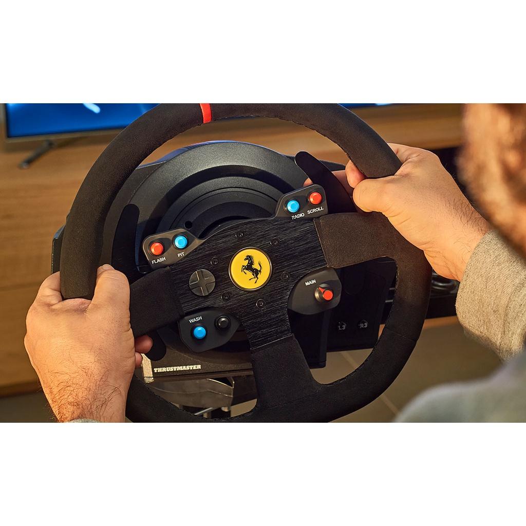 Volante Ferrari 599XX EVO 30 Wheel Add-On Alcantara Edition p/ PS3, PS4, PS5, Xbox e PC