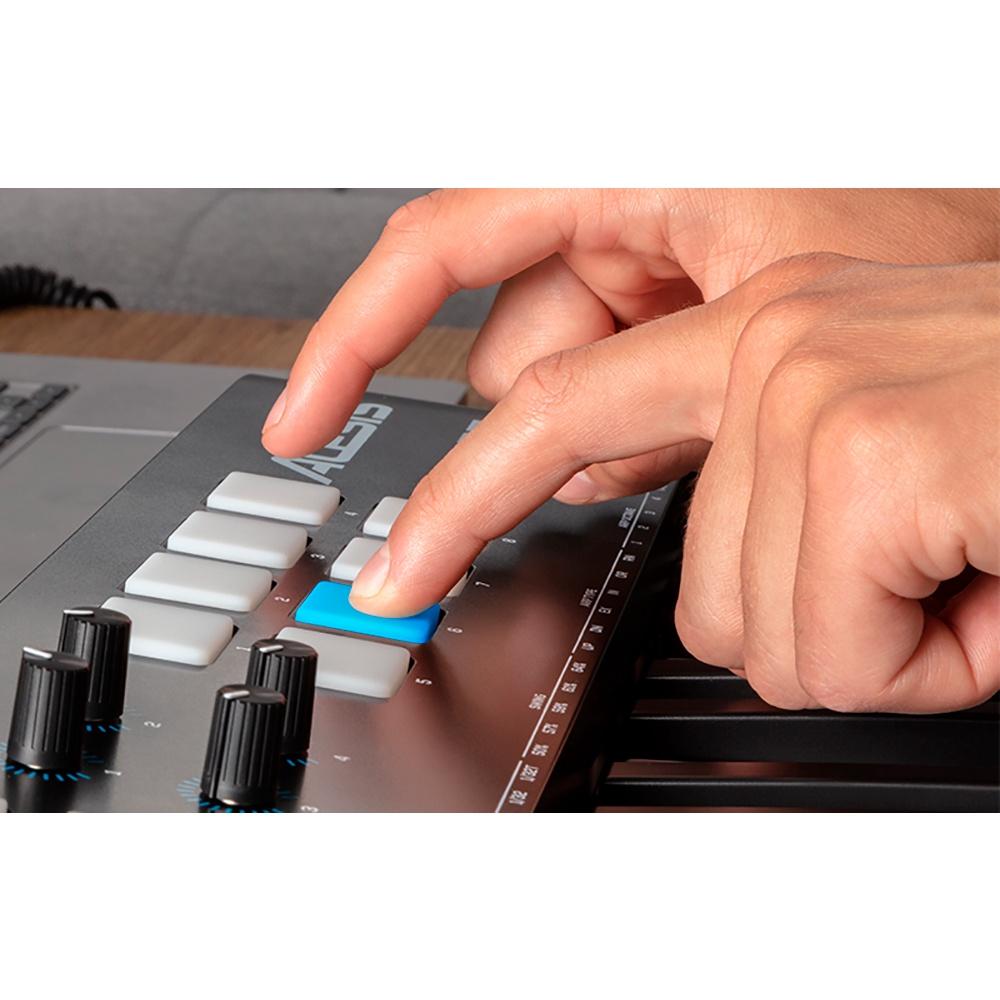Controlador de produção Musical USB-MIDI de 25 teclas