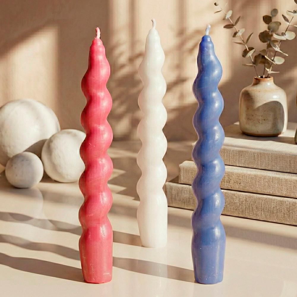 Vela Decorativa Castiçal Ondas 19,5Cm Com Design Moderno 85g