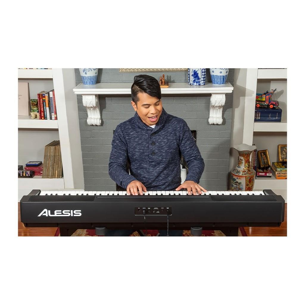 Piano digital de 88 teclas com ação de martelo graduada