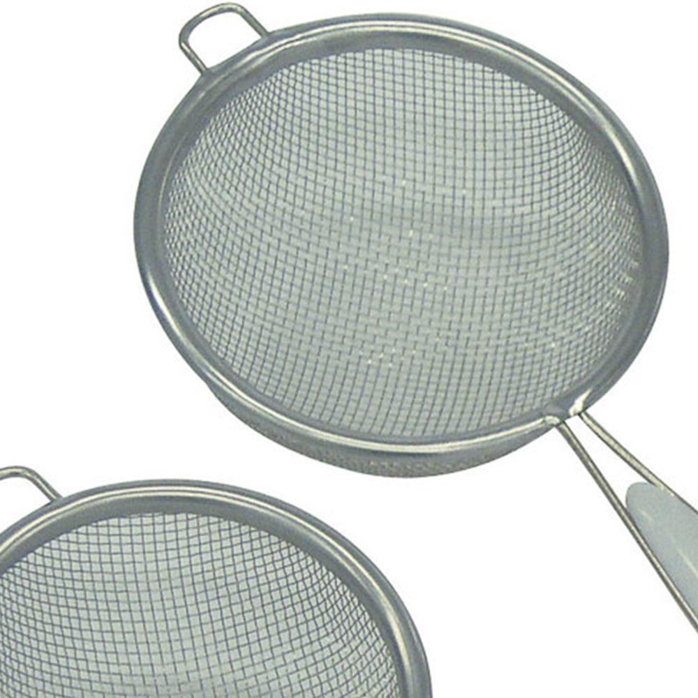 Conjunto com 3 coadores de aço inox 7, 8 e 10cm de diâmetro